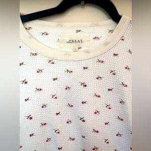 THE GREAT. White Waffle Crewneck Thermal Top with Pink Rosebud Design. New.